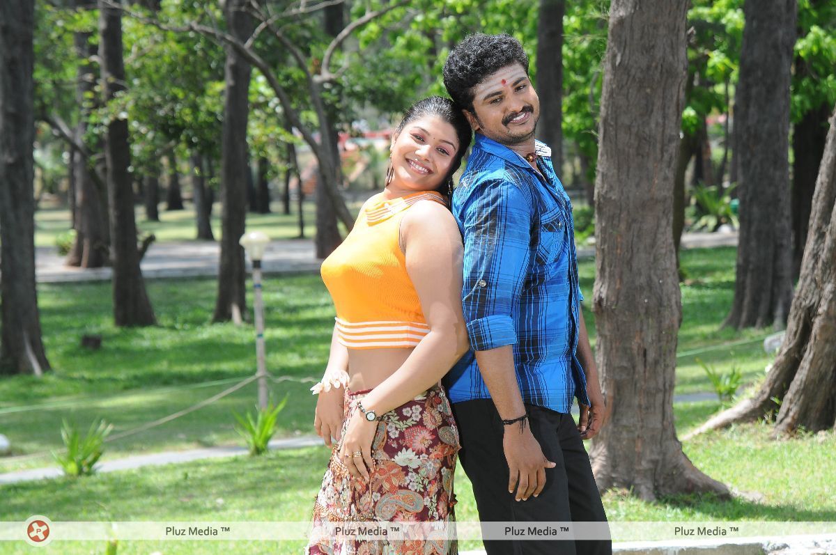 Vazhi Vidu Kanne Vazhi Vidu Movie Hot Stills | Picture 110126